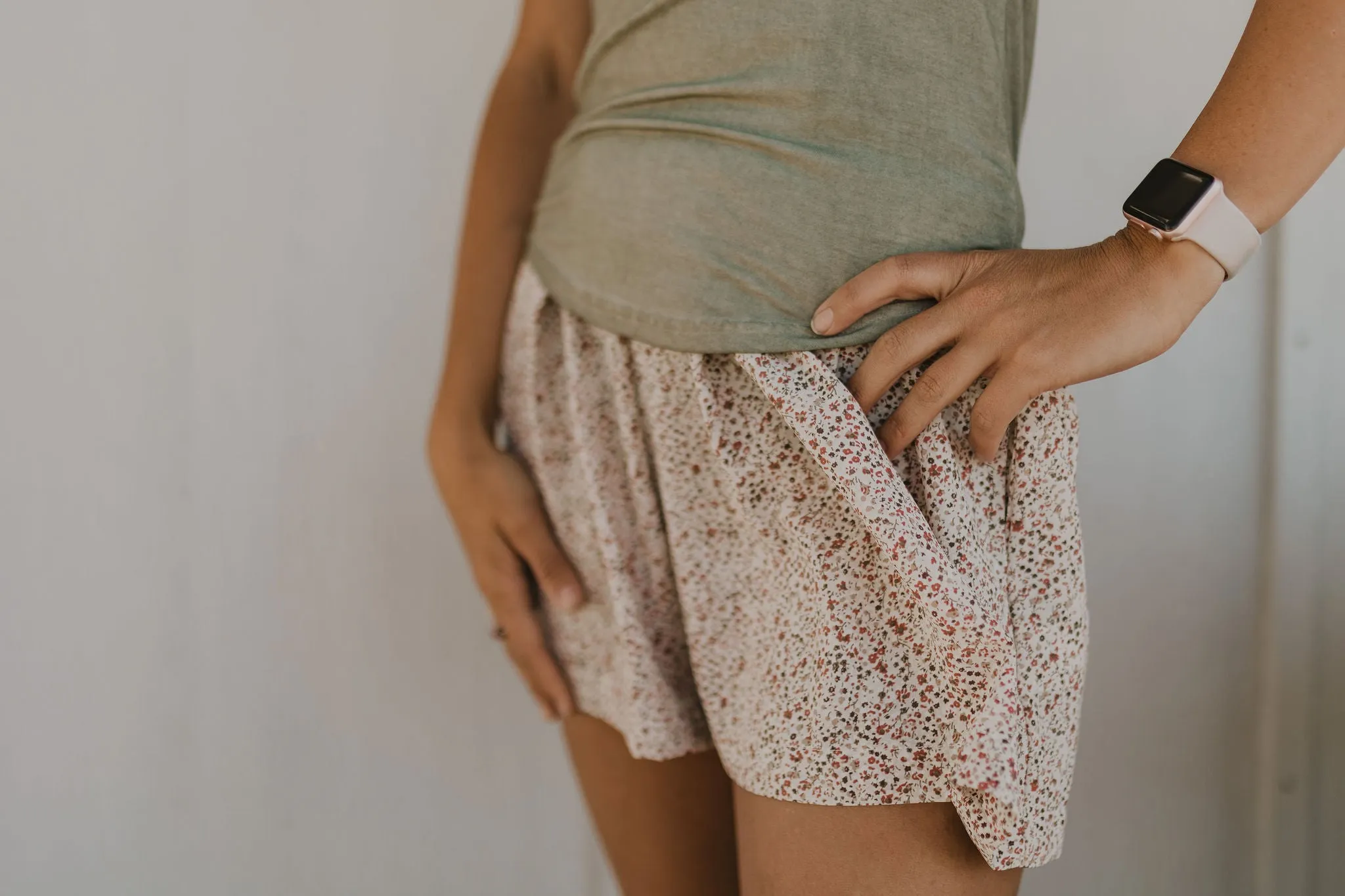 CANDICE FLORAL PLEATED SHORTS