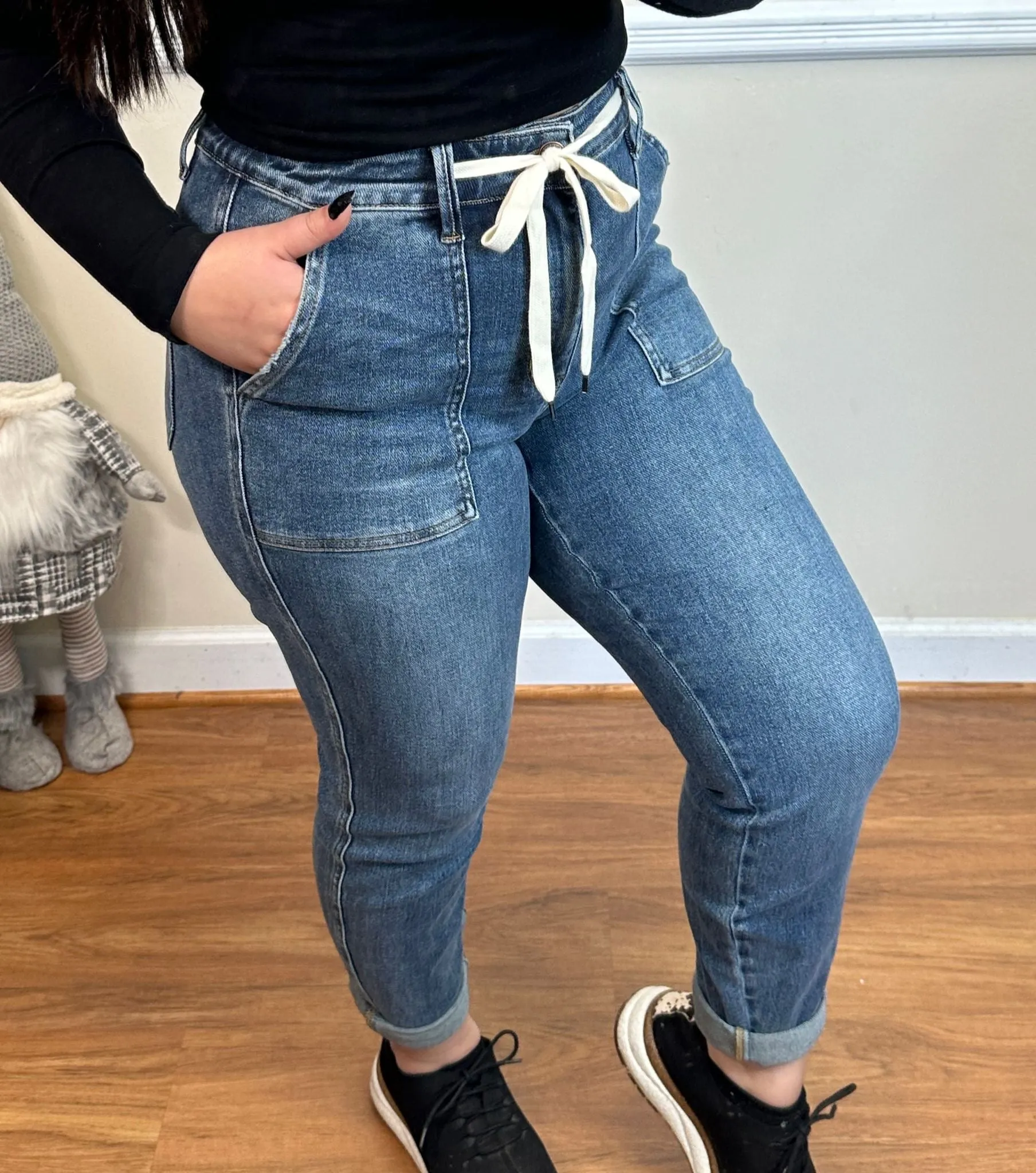 #P933 Keila Elastic Drawstring & Cuffed Jogger Jeans Denim